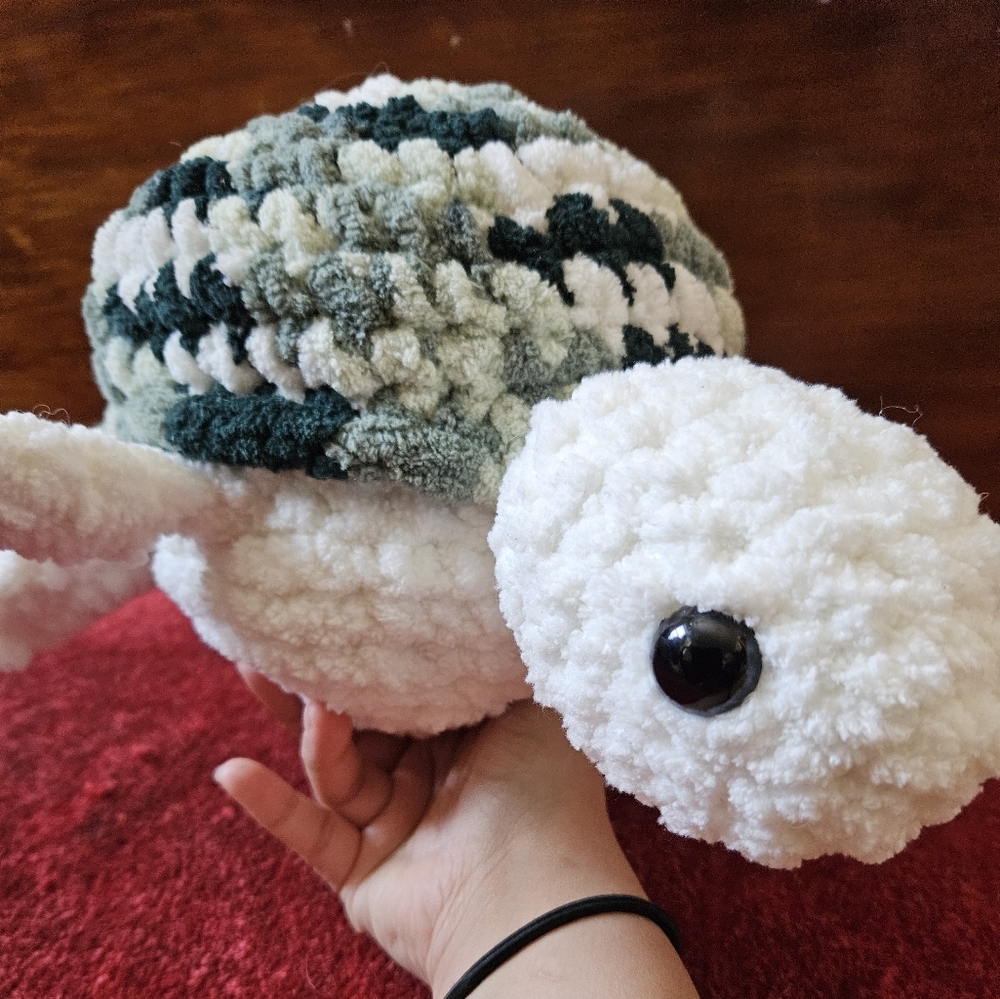 Crochet Chunky Turtle amigurumi doll - Picture 14 of 15